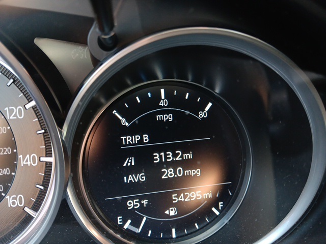 2020 Mazda CX-5 Touring photo 4