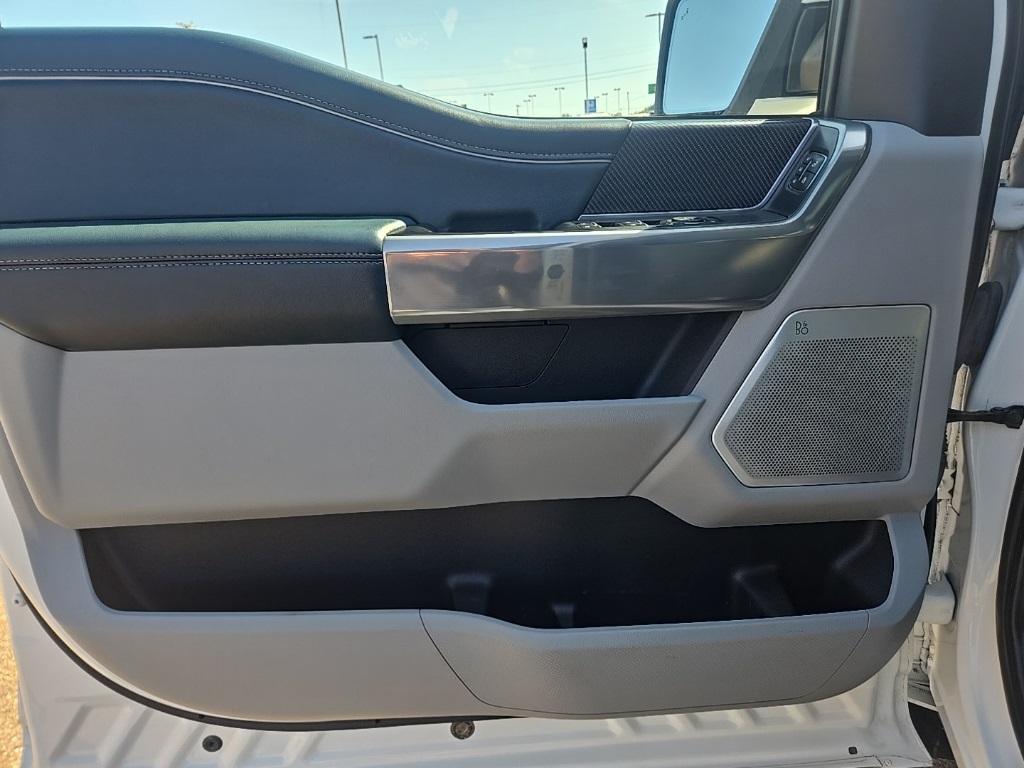 2022 Ford F-150 Limited photo 10