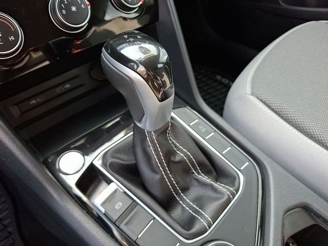 2024 Volkswagen Taos S photo 10