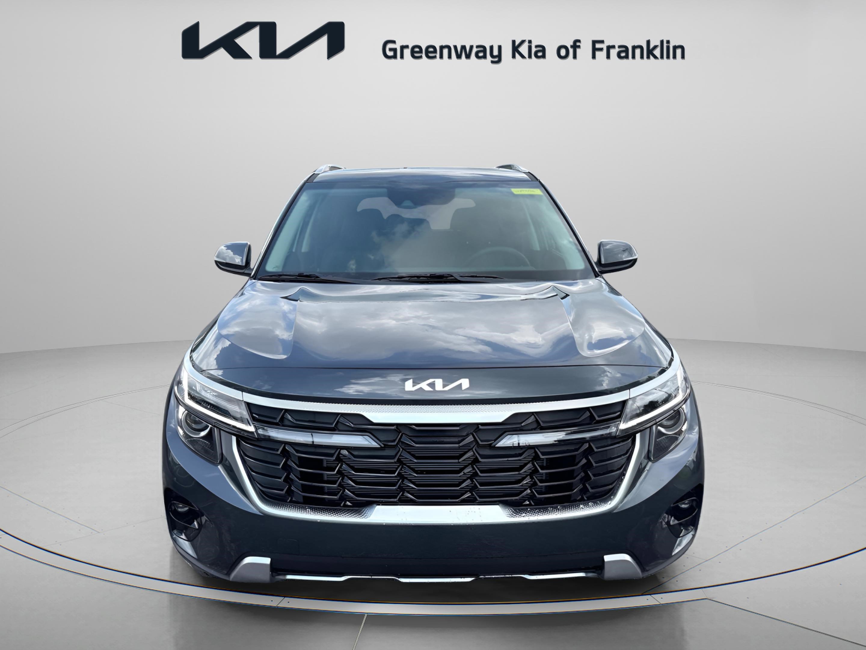 2025 Kia Seltos EX photo 2