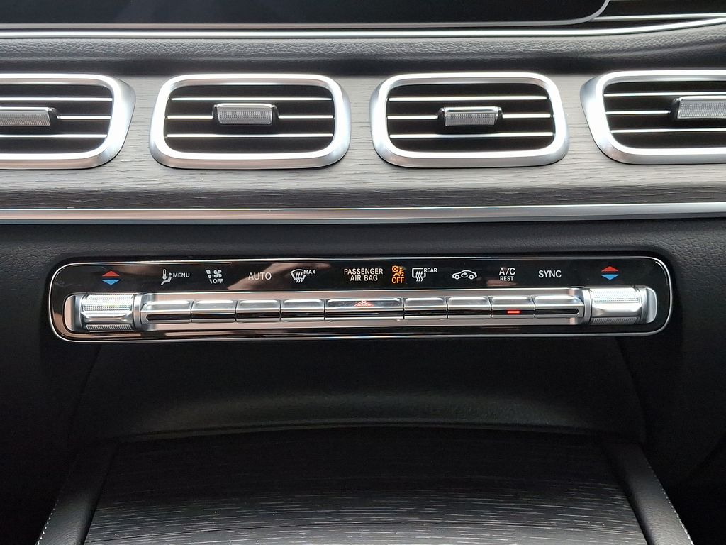 2025 Mercedes Benz GLE 580 4MATIC photo 8