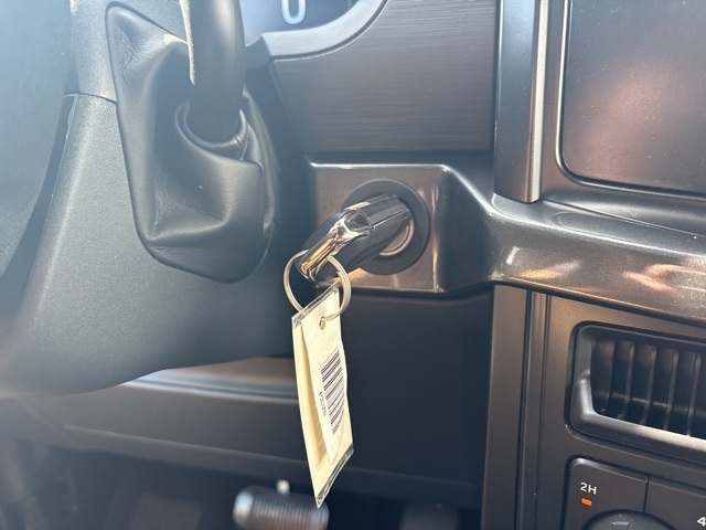 2025 Ford F-150 STX photo 20