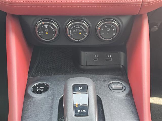 2025 Nissan Z Performance photo 14