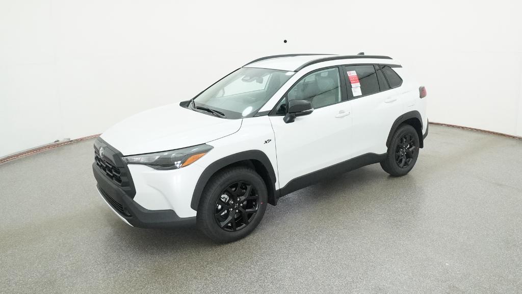 2026 Toyota Corolla Cross LE's photo