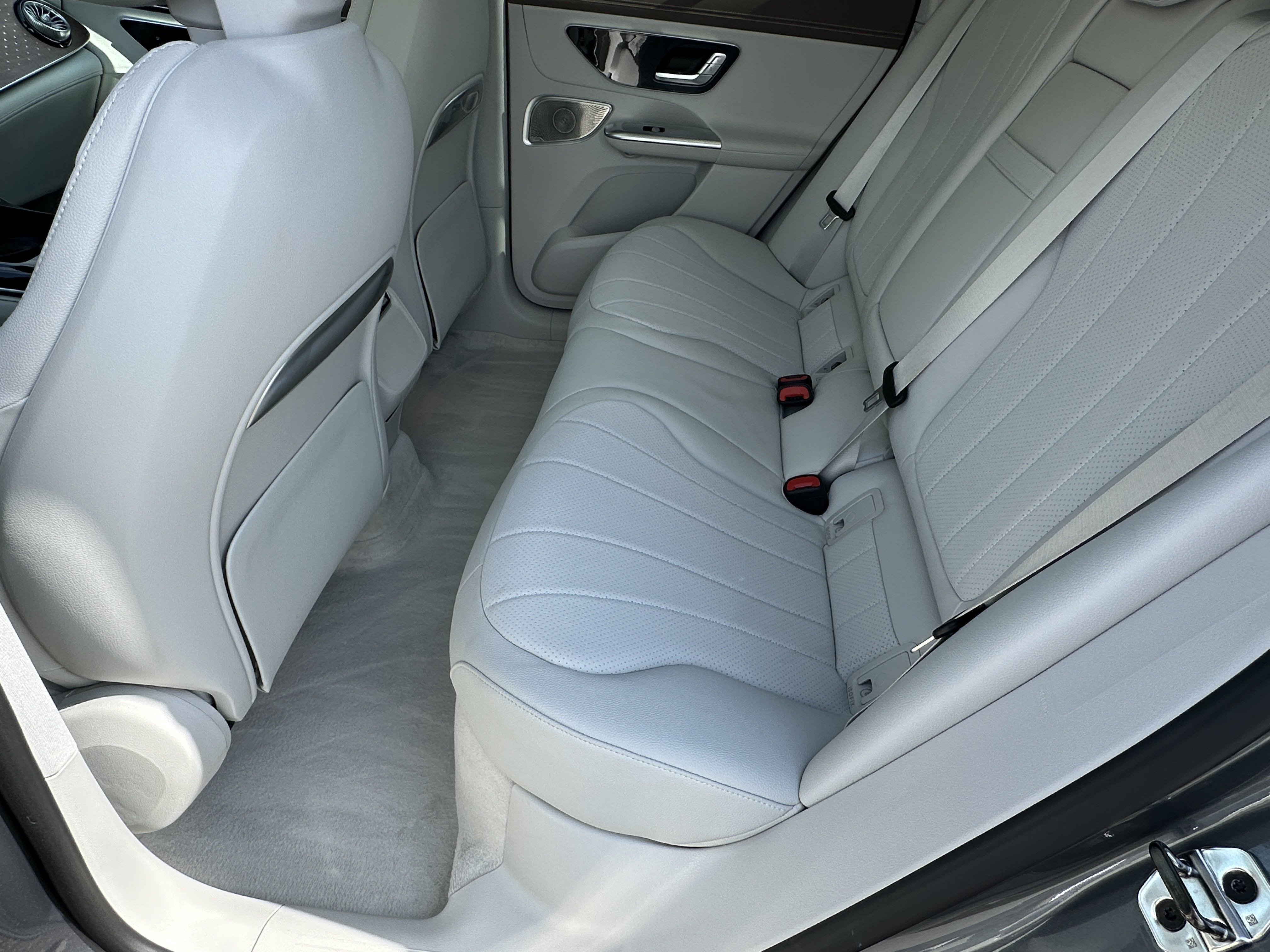 2024 Mercedes Benz EQE SUV 350 4MATIC photo 10