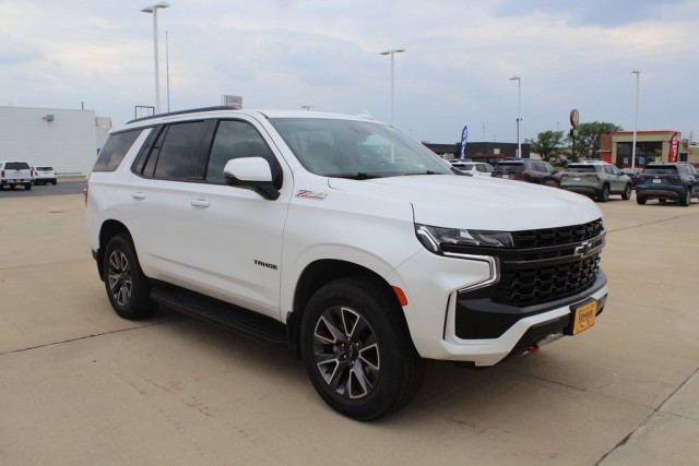PRE-OWNED 2023 CHEVROLET TAHOE Z71