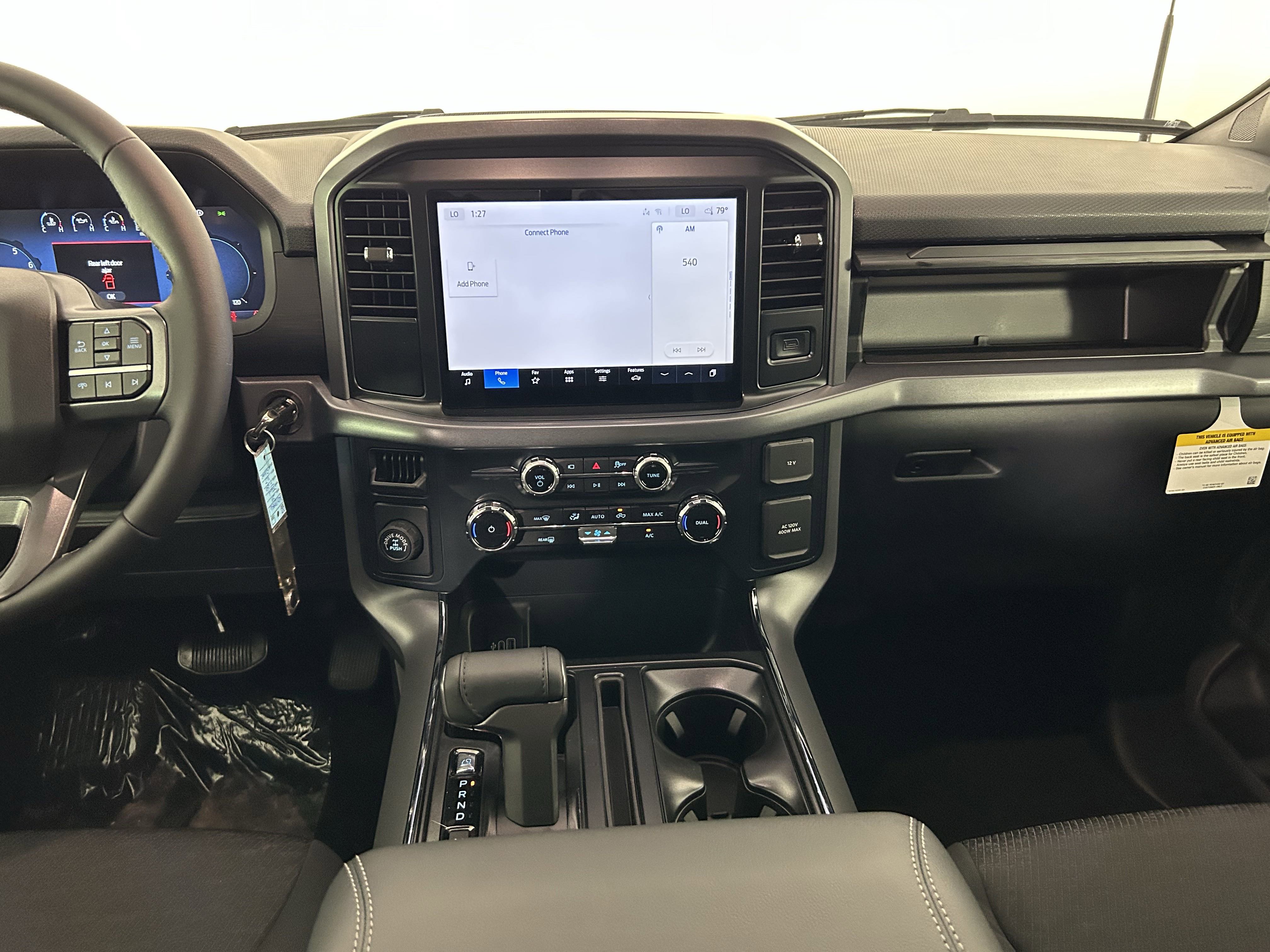 2025 Ford F-150 XLT photo 4