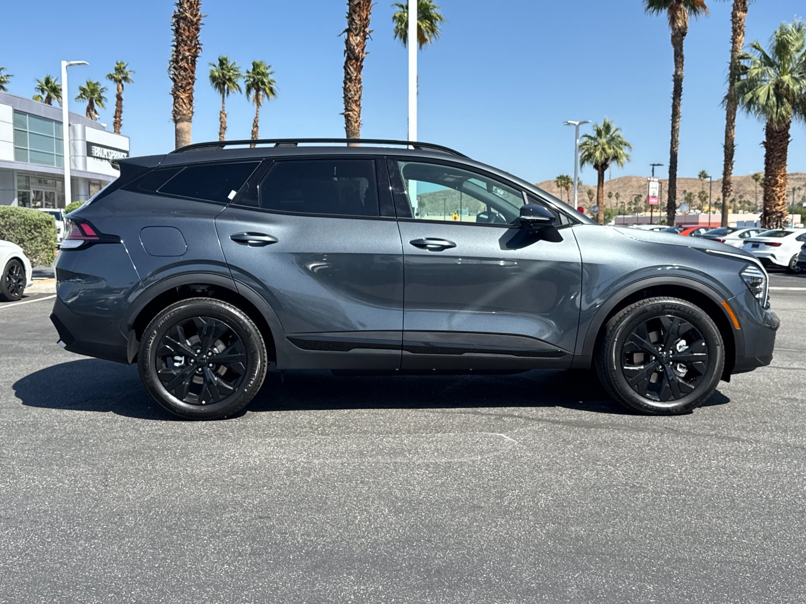 2025 Kia Sportage Plug-In Hybrid X-Line Prestige photo 2
