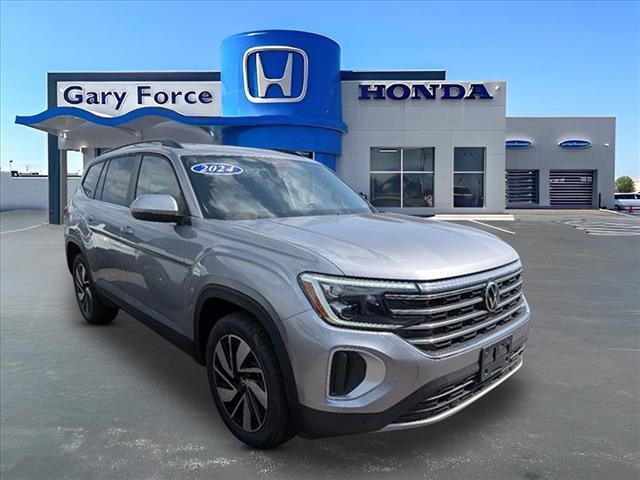 2024 Volkswagen Atlas SE w/Tech's photo