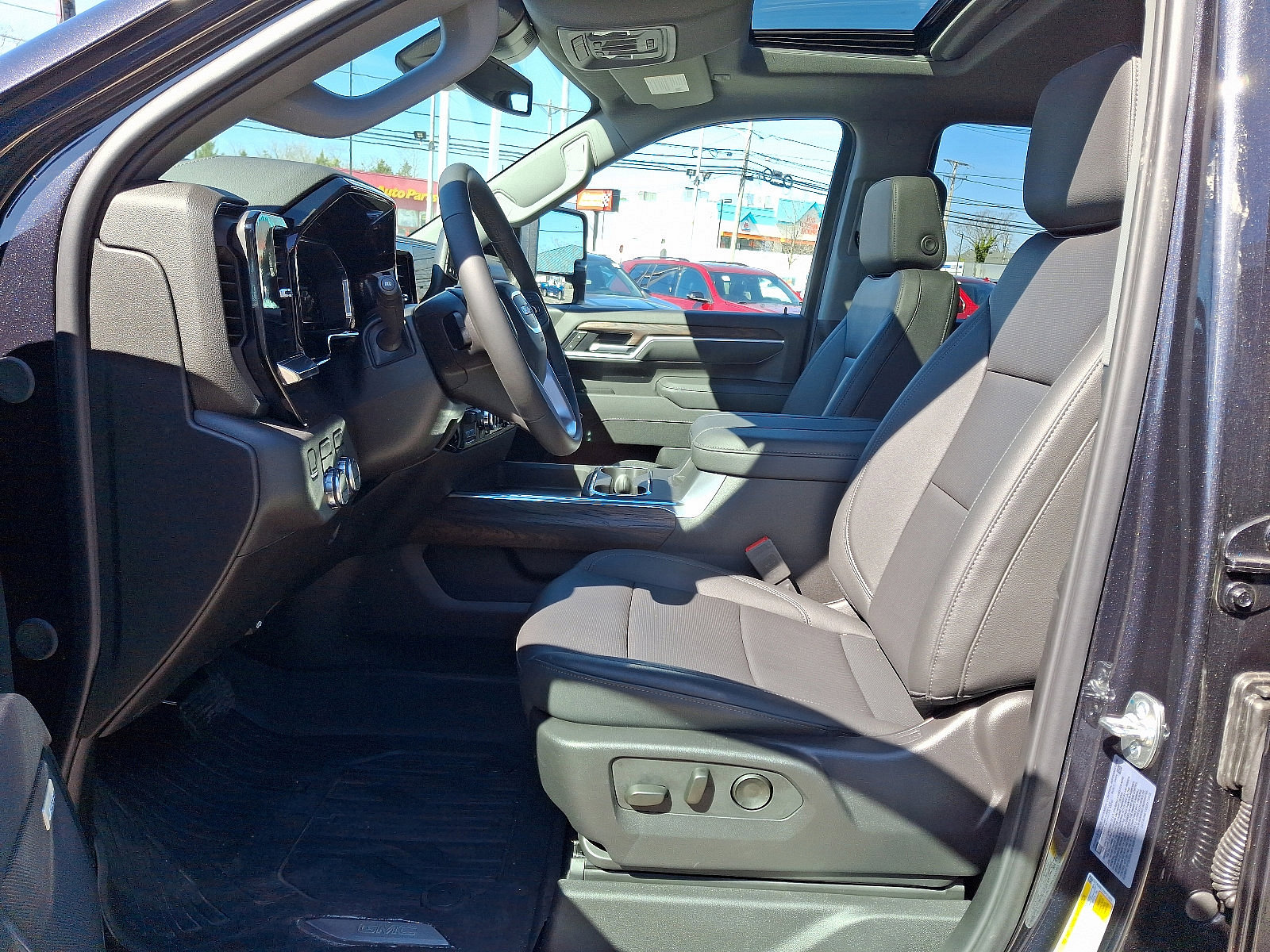 2025 Gmc Sierra 2500 HD SLT photo 6