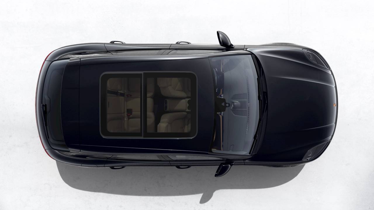 2026 Porsche Macan T photo 4