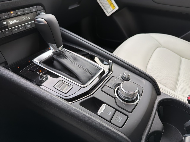 2025 Mazda CX-5 2.5 S Preferred photo 17