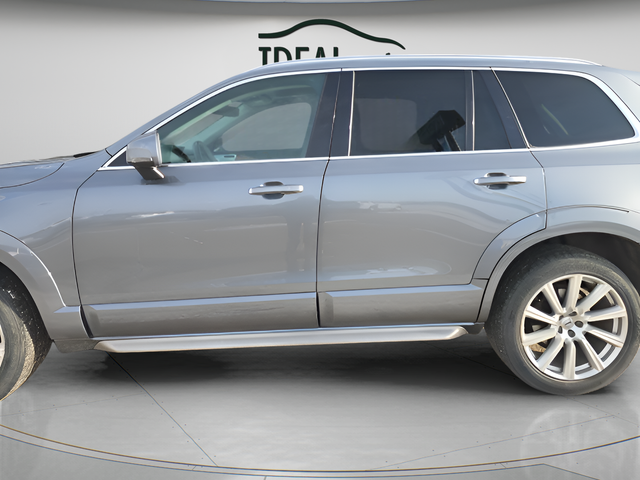2016 Volvo XC90 Inscription's photo