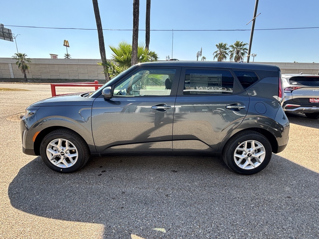 2025 Kia Soul LX S photo 2
