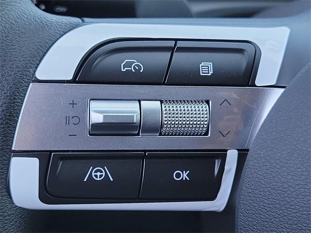 2025 Hyundai Santa Cruz SEL Activity photo 9