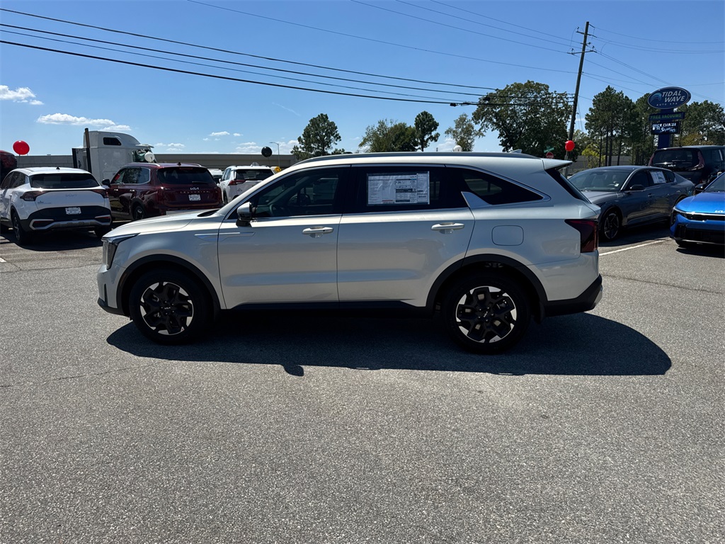 2026 Kia Sorento S photo 6