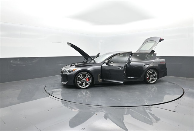 2020 Kia Stinger GT photo 36