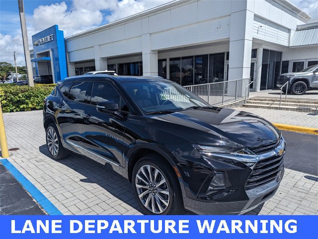 2022 Chevrolet Blazer Premier photo 2