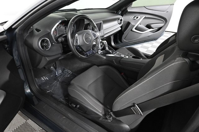 2020 Chevrolet Camaro 1LS photo 13