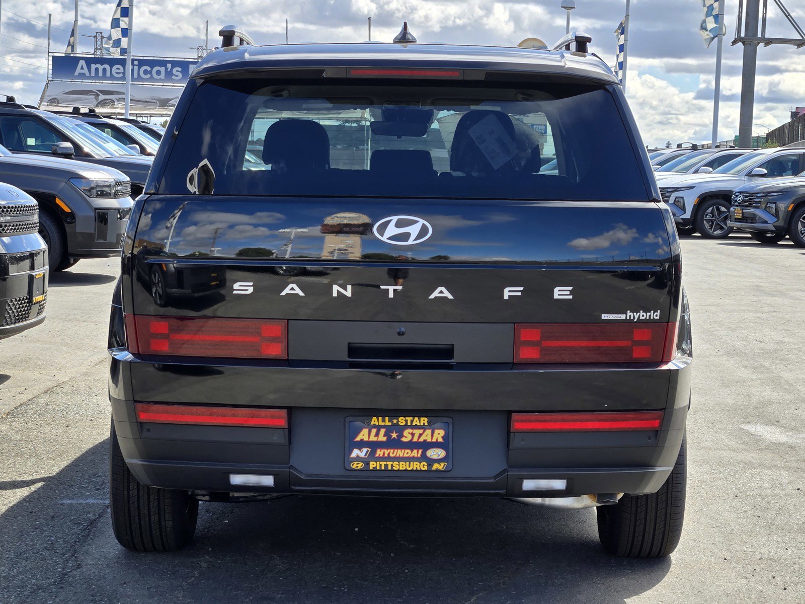 2026 Hyundai Santa Fe SEL photo 4