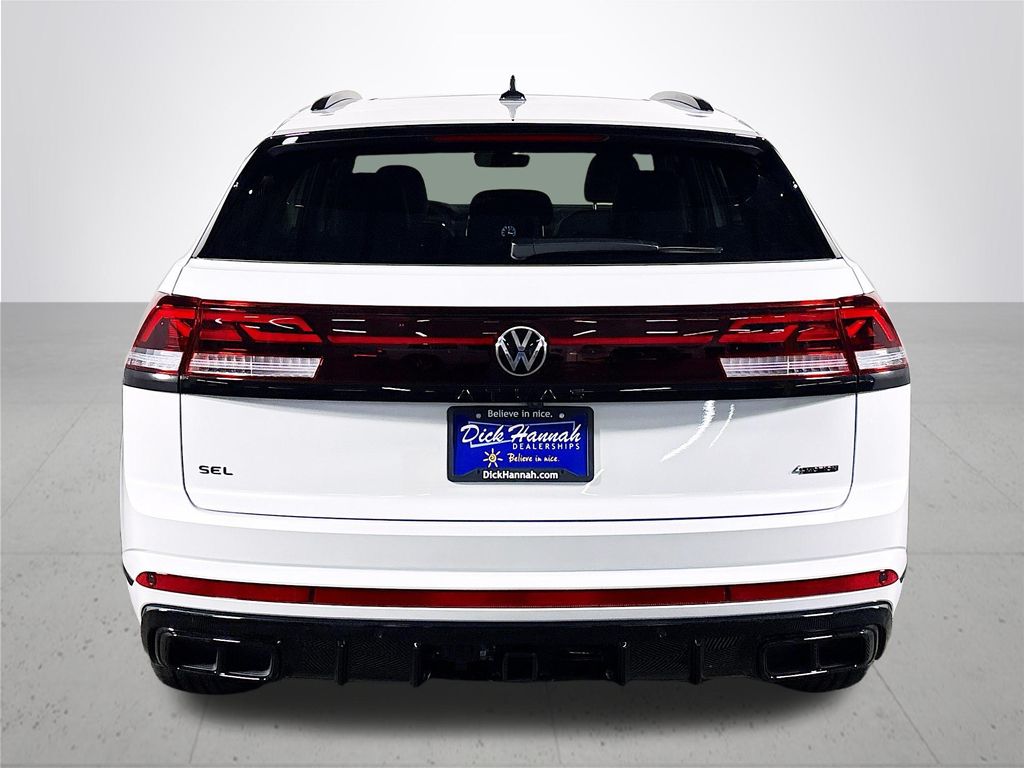 2025 Volkswagen Atlas Cross Sport SEL R-Line photo 7