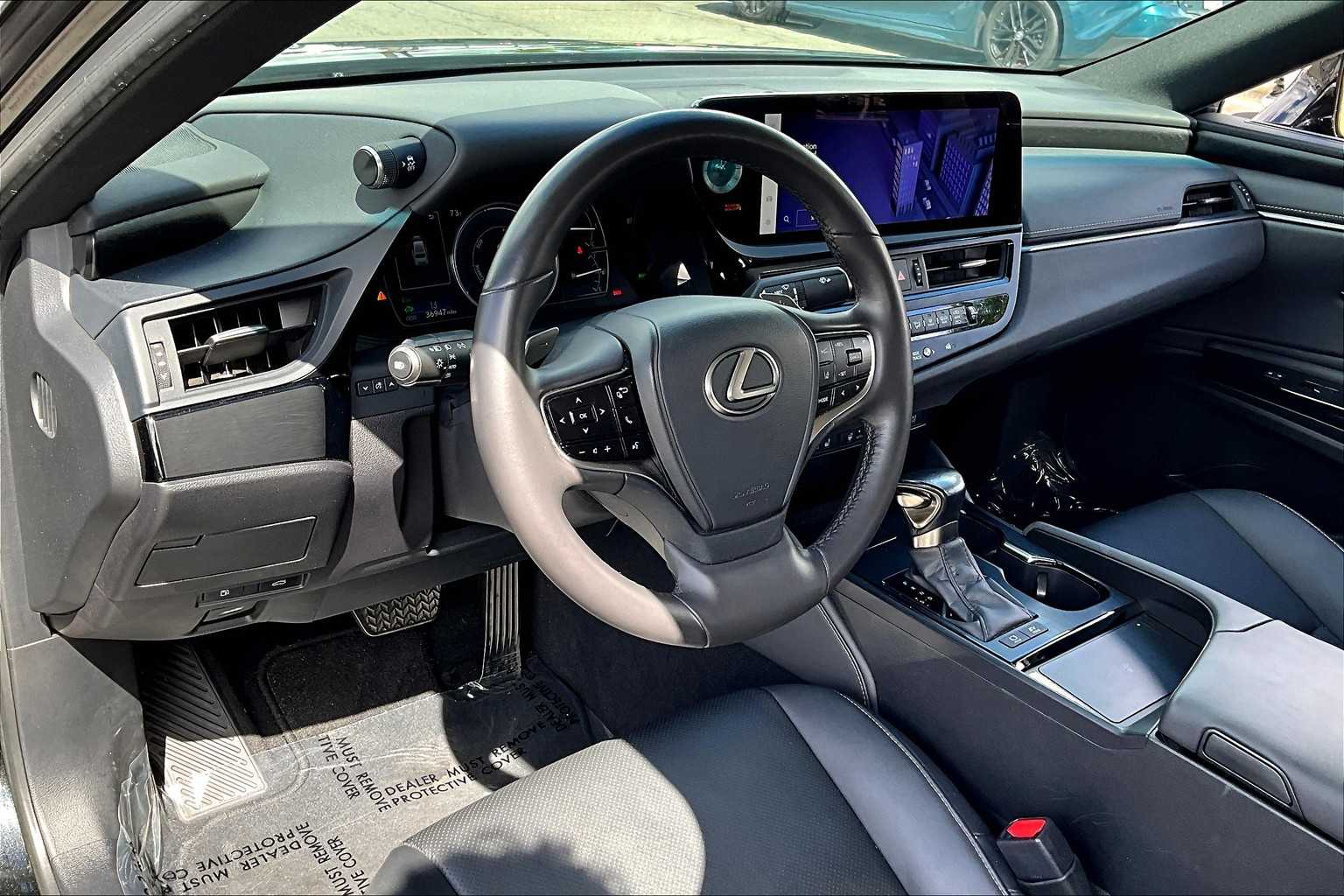2023 Lexus ES Premium photo 17