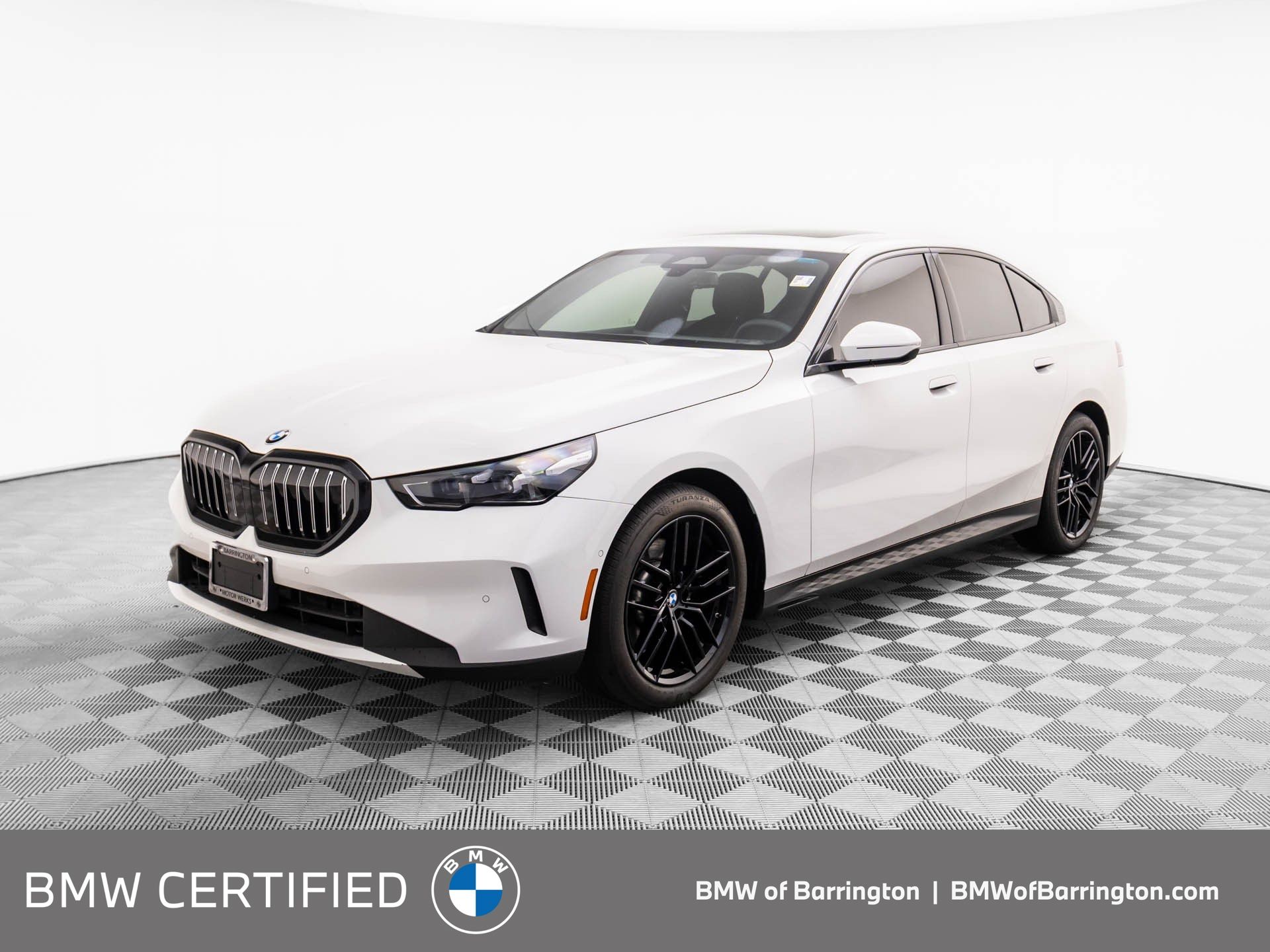 2024 BMW 5 Series 530i's photo