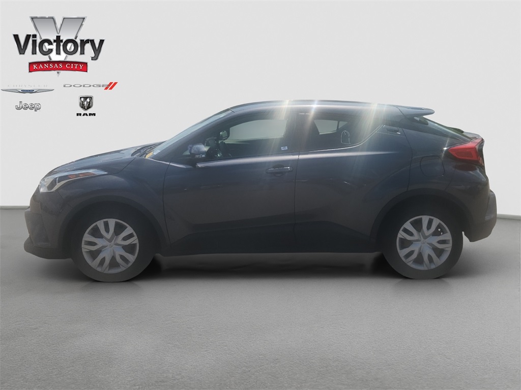 Used 2019 Toyota C-HR LE with VIN JTNKHMBX4K1043221 for sale in Kansas City, KS