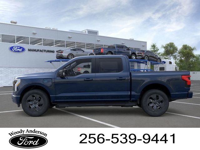 2025 Ford F-150 Lightning photo 3