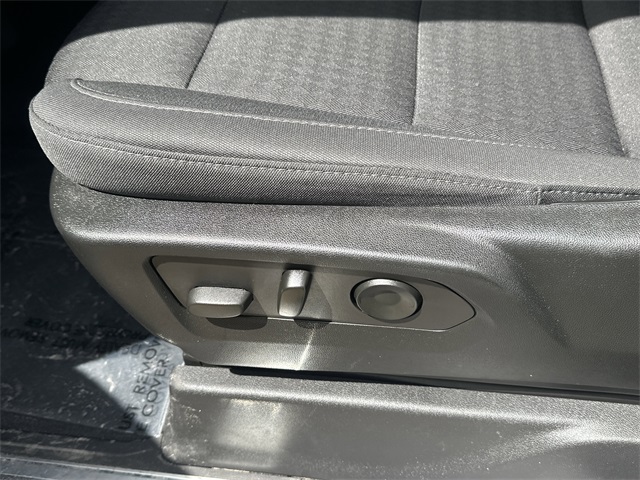2022 Chevrolet Silverado 1500 LT photo 15