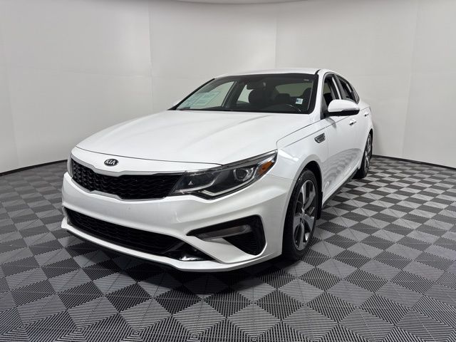 2020 Kia Optima S's photo