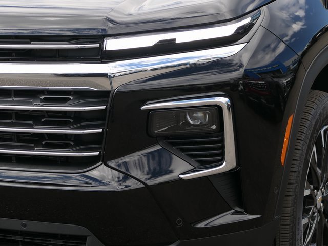 2026 Chevrolet Traverse photo 3