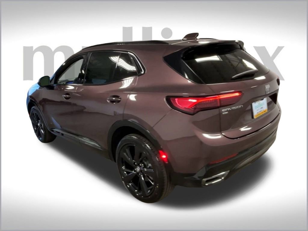 2025 Buick Envision Sport Touring photo 3
