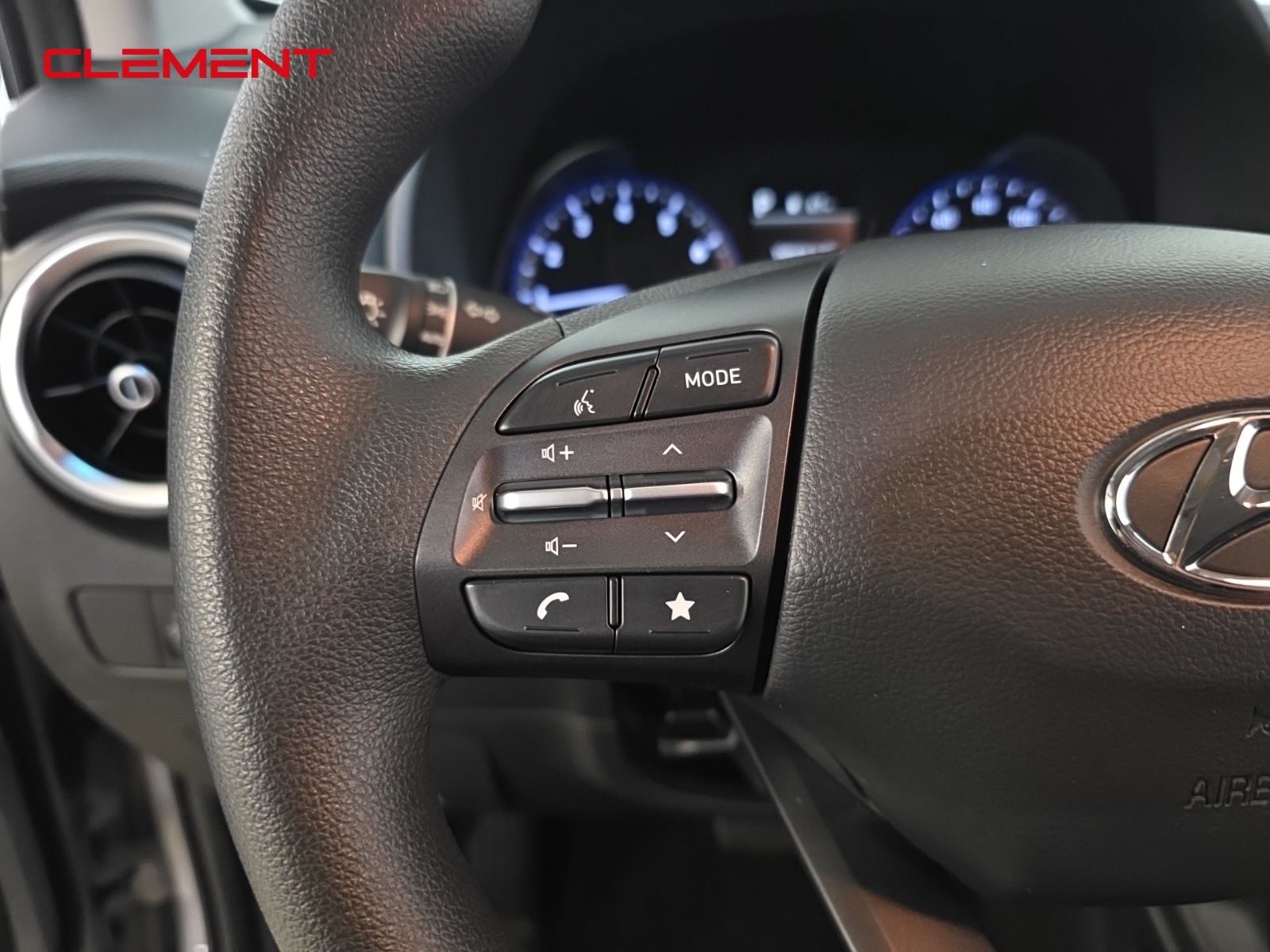 2023 Hyundai Kona SEL photo 12