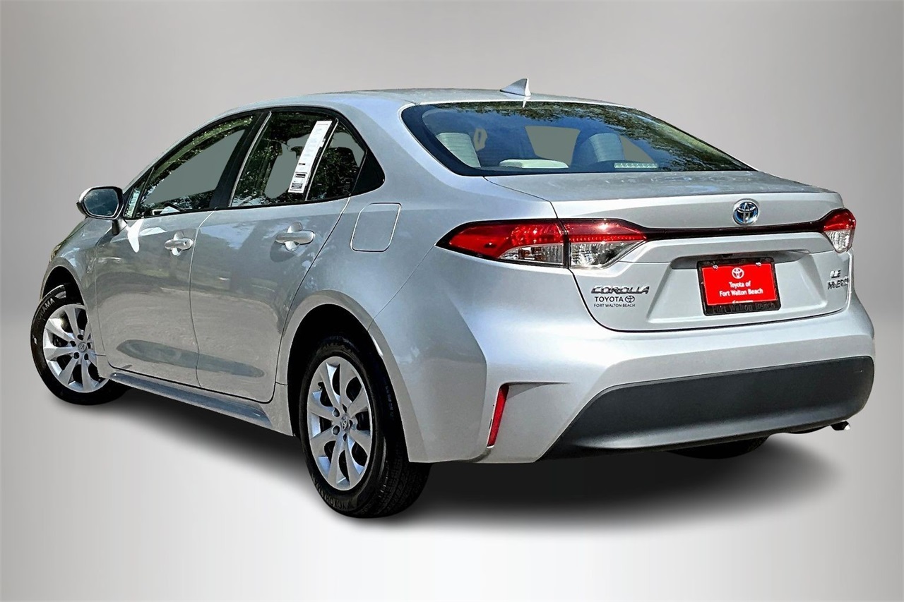 2023 Toyota Corolla Hybrid LE photo 4