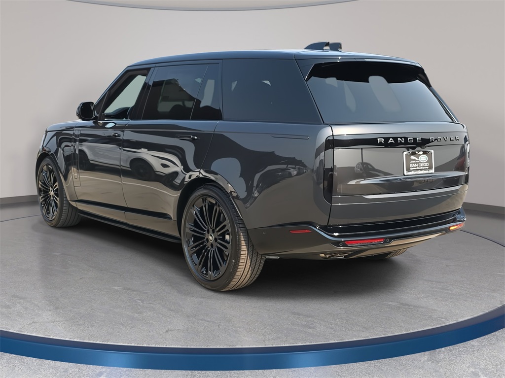 2025 Land Rover Range Rover SE photo 7