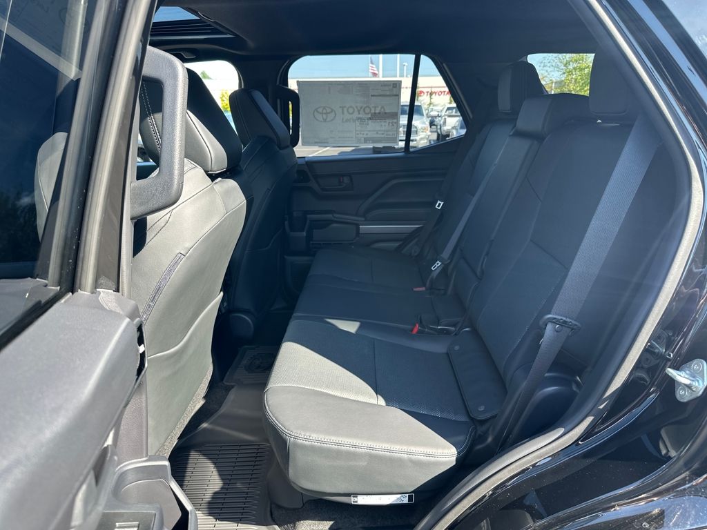 2025 Toyota 4Runner TRD Off-Road Premium photo 11