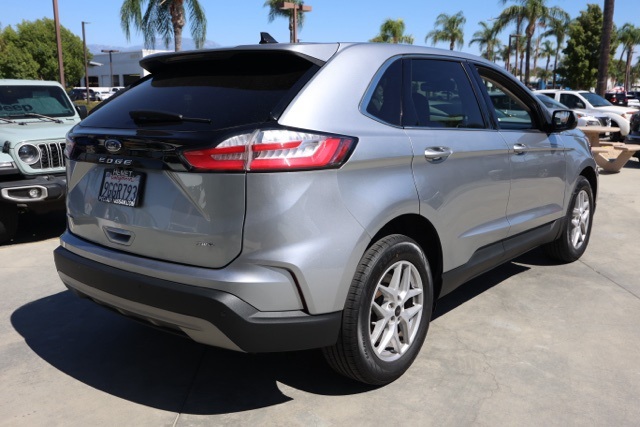 2023 Ford Edge SEL photo 3