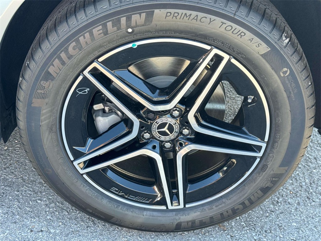 2026 Mercedes Benz GLE 350 4MATIC photo 3