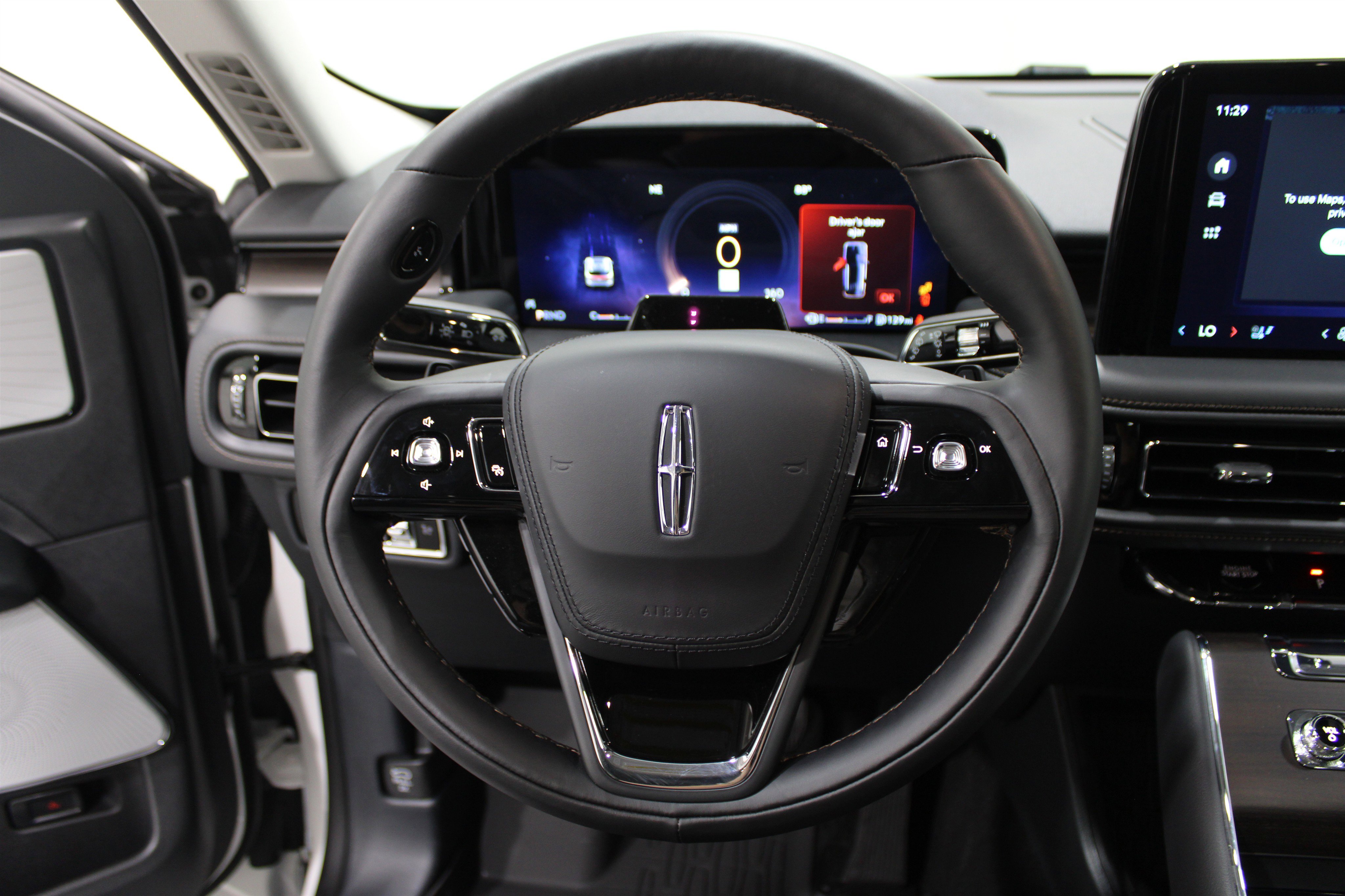 2025 Lincoln Aviator Reserve photo 7