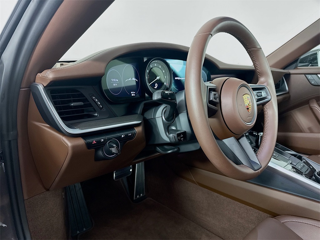 2024 Porsche 911 Targa 4S photo 4