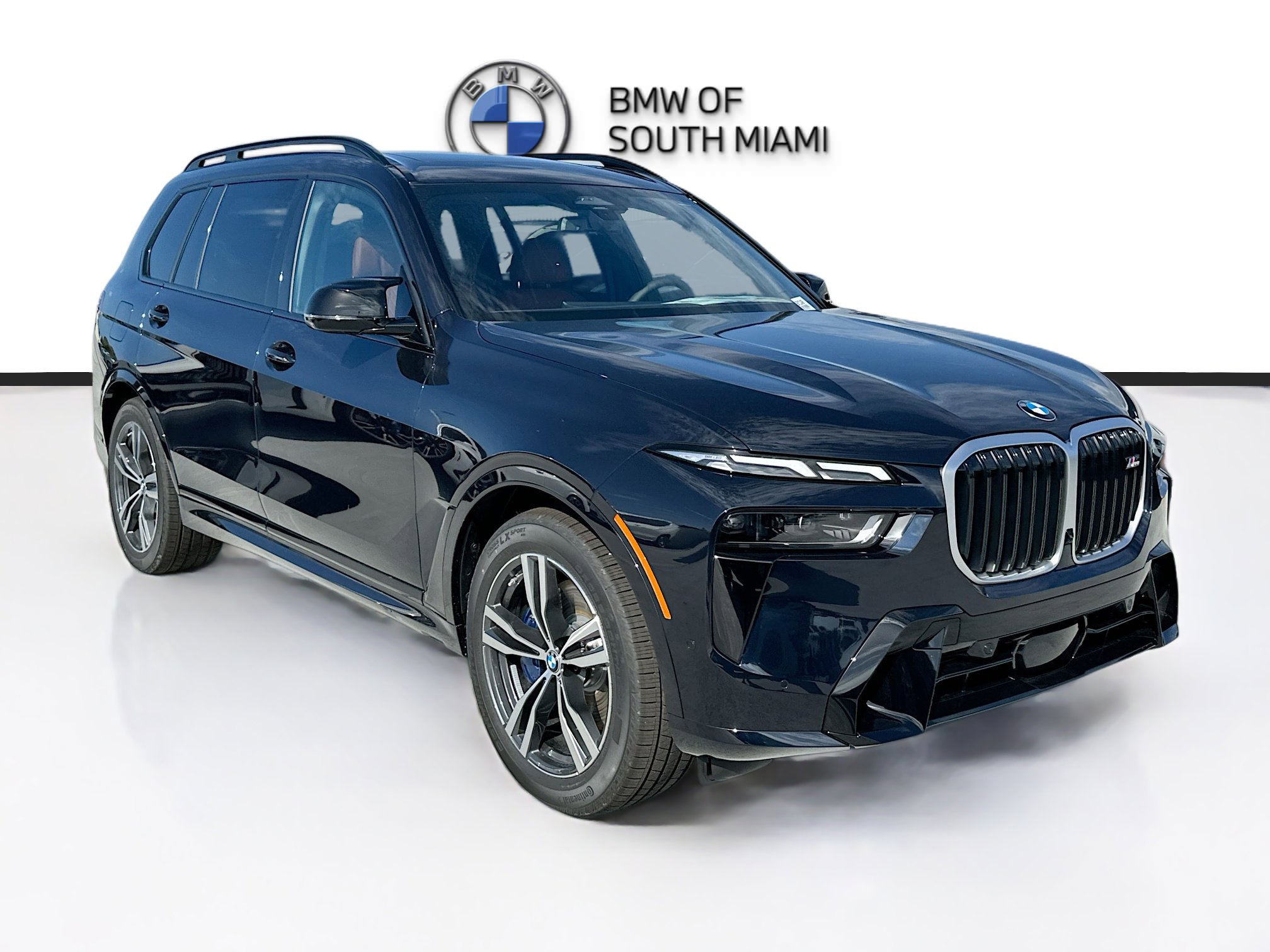 2025 BMW X7 M60i's photo