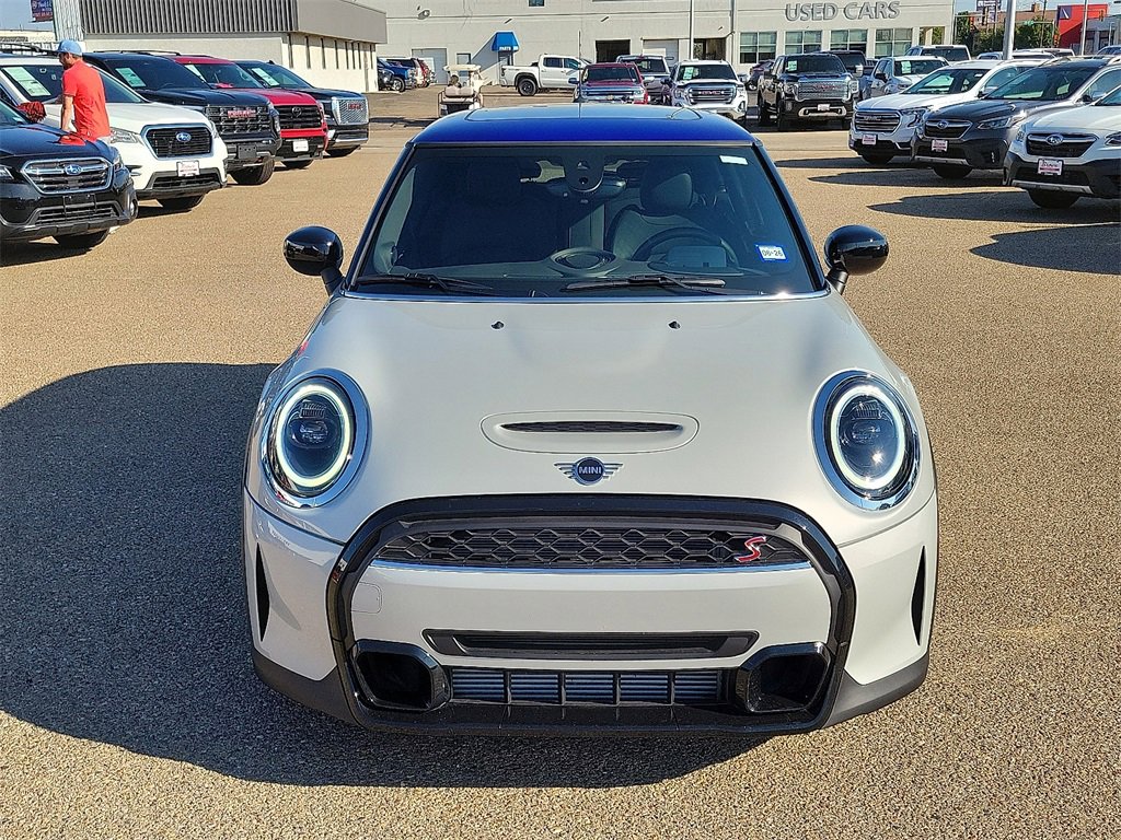 2022 Mini Cooper 2 Door Hardtop S photo 3