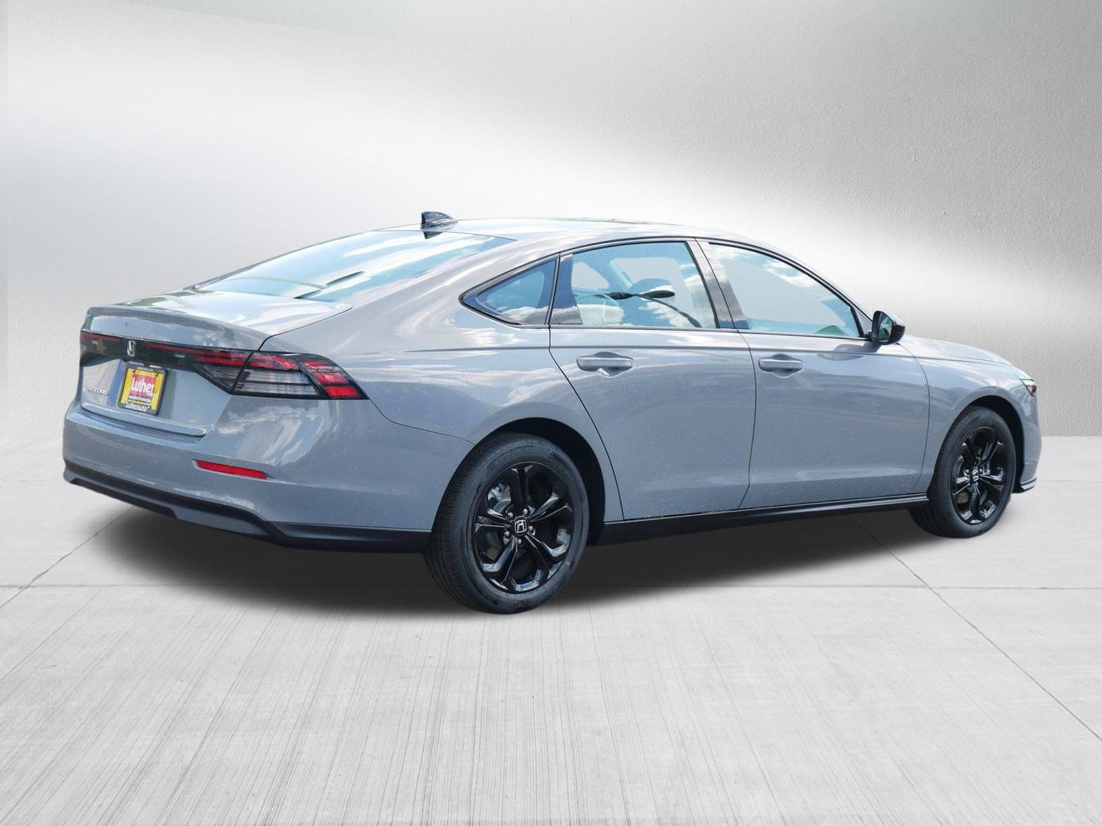 2025 Honda Accord SE photo 6