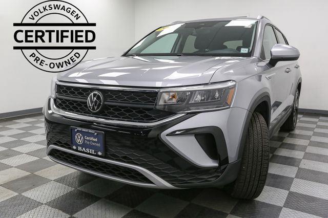 2024 Volkswagen Taos SE photo 4