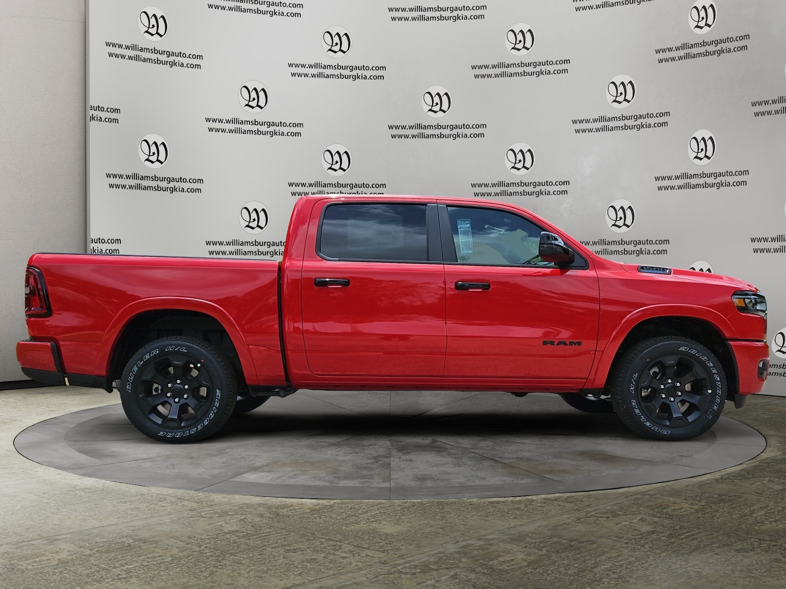 2025 Ram 1500 Big Horn Lone Star photo 6