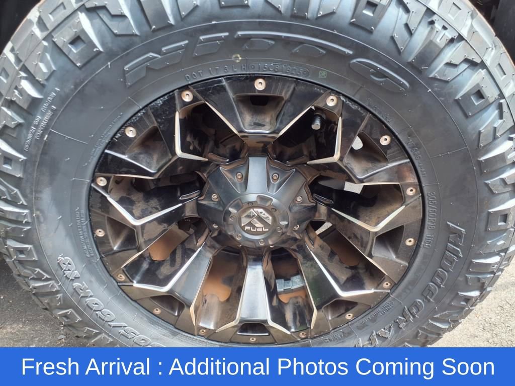 2018 Jeep Wrangler Unlimited Sahara photo 2