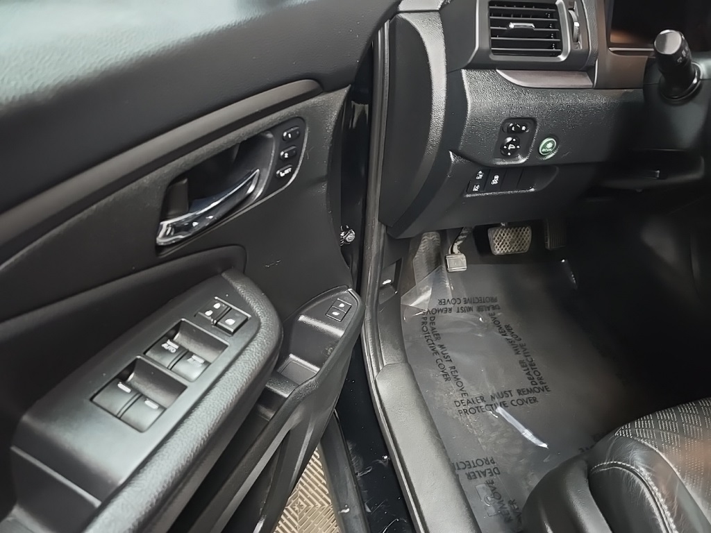 2020 Honda Passport EX-L photo 26