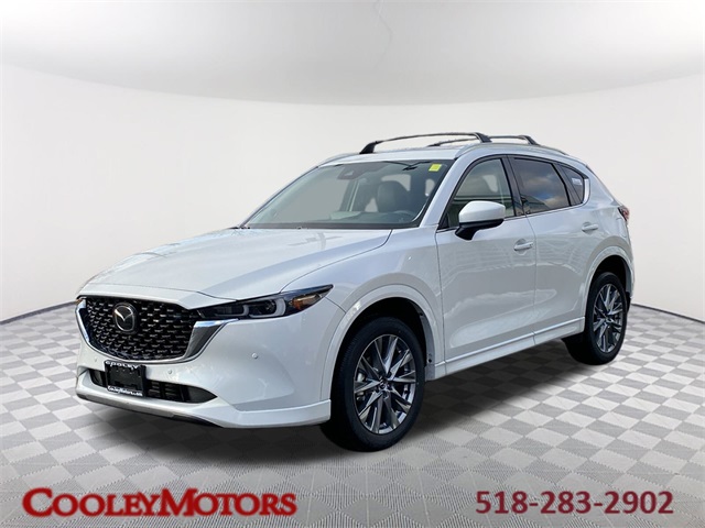 2025 Mazda CX-5 Base's photo