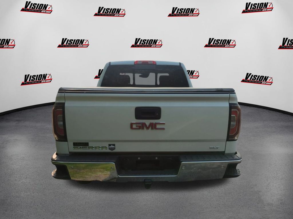 2018 Gmc Sierra 1500 SLT photo 4